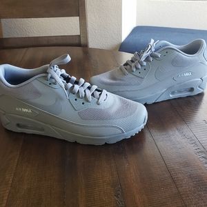Mens - Nike Air Max 90 Ultra 2.0 Essential - Triple Grey / Wolf Grey - Size 9